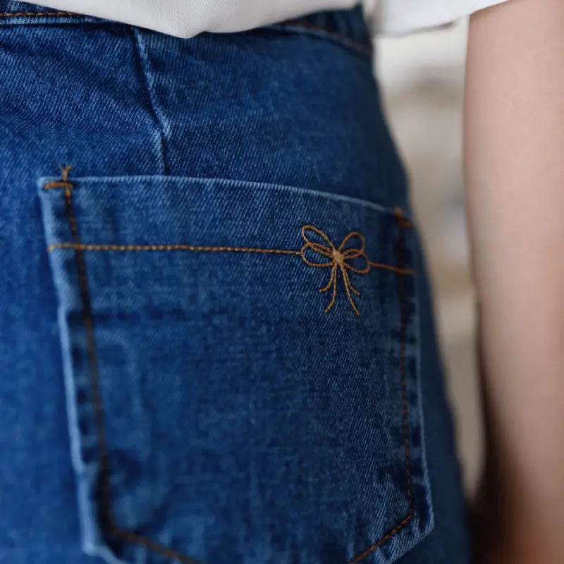 [PAGUE 2 LEVE 5] Saia Jeans Feminina Angélica com Modelagem Godê com Recorte Reto